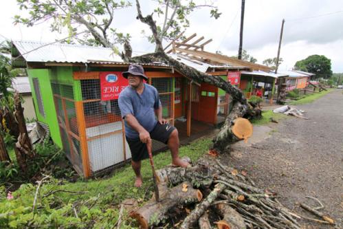 斐济飓风致20人死亡