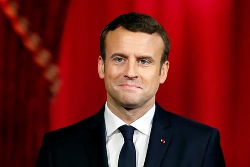 英语新闻：马克龙正式就任法国总统